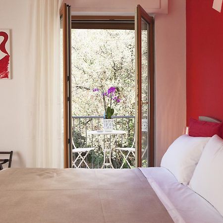 Isa Guest Rooms Napoli Bagian luar foto