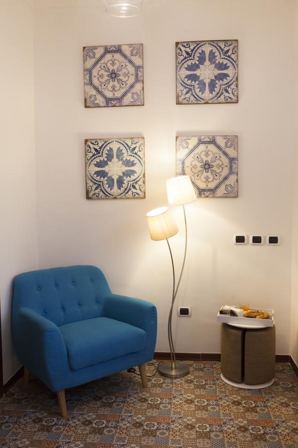 Isa Guest Rooms Napoli Bagian luar foto